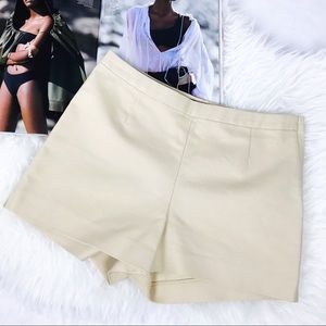 H&M Stretch Cotton Shorts in Tan